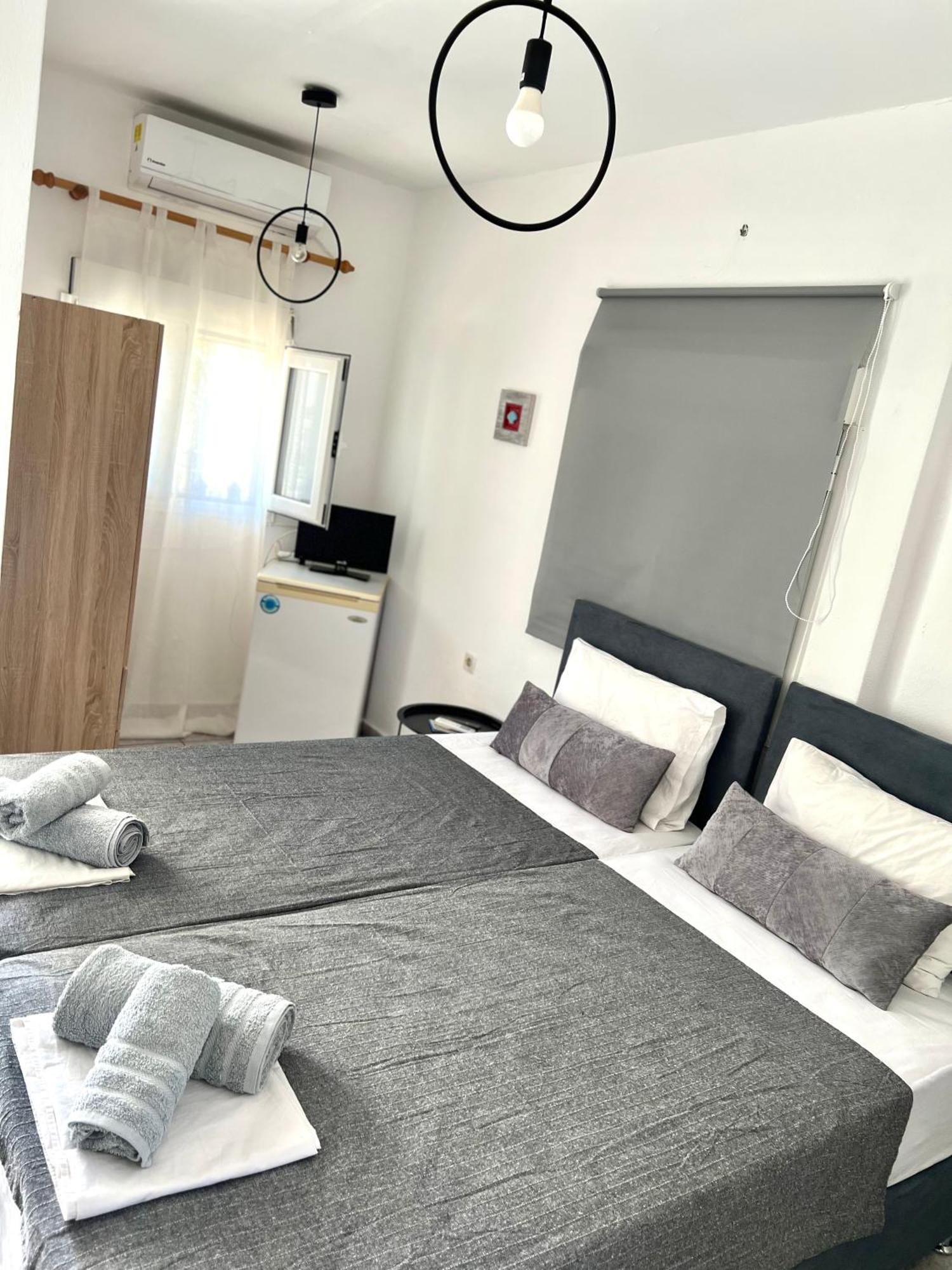 Litsa_House Apartment Skiathos Town Bagian luar foto